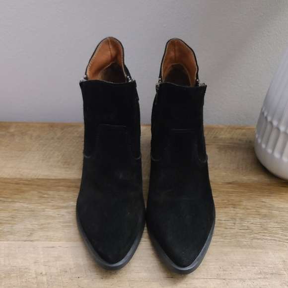 🖤STEVE MADDEN Pierce Black Suede Block Heel Ankle Boots Size 9.5 - Picture 2 of 13